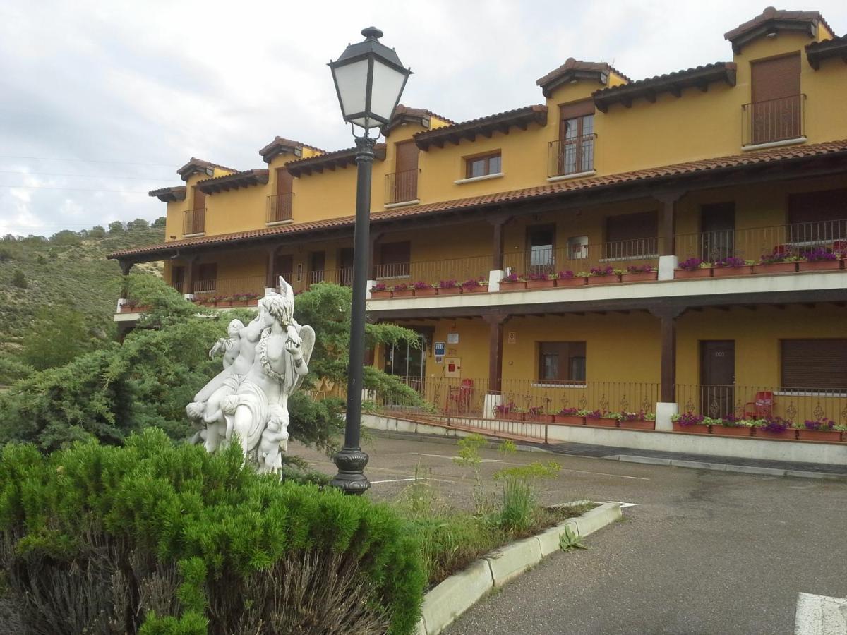 Hotel Milagros Rio Riaza Luaran gambar