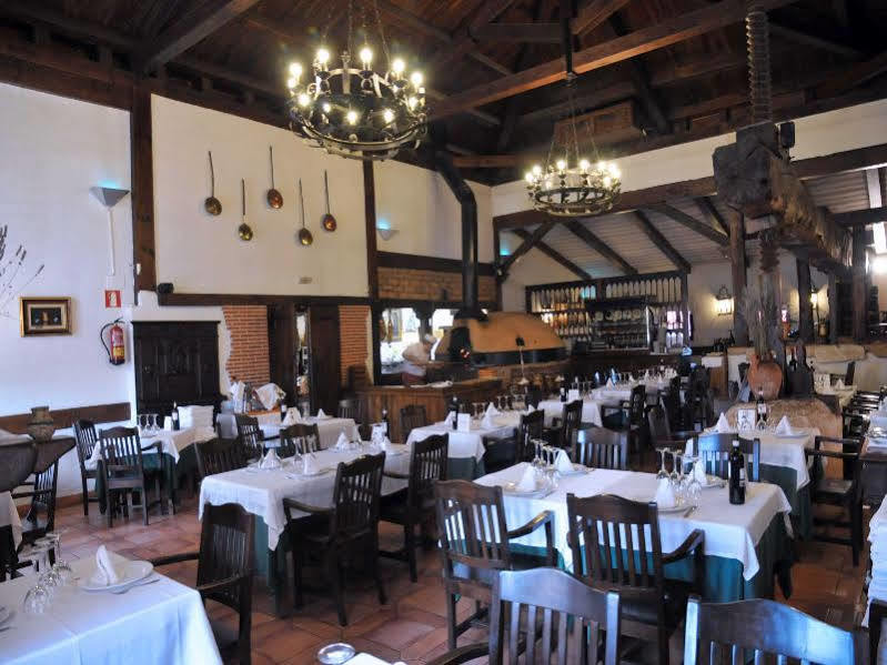 Hotel Milagros Rio Riaza Luaran gambar
